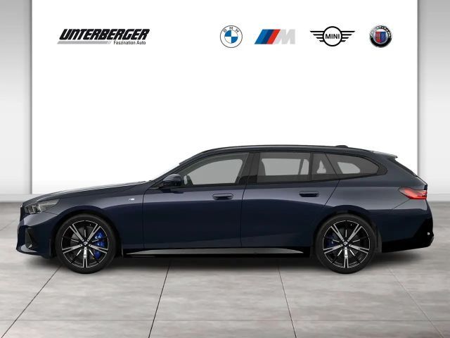 BMW 540 540d M-Sport Touring xDrive