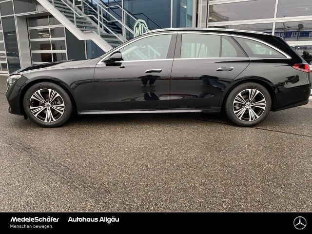 Mercedes-Benz E 200 AVANTGARDE Estate