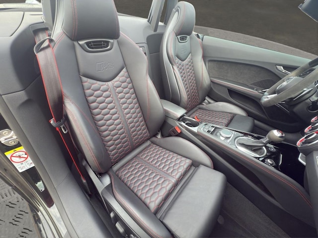 Audi TT RS Quattro Roadster S-Tronic