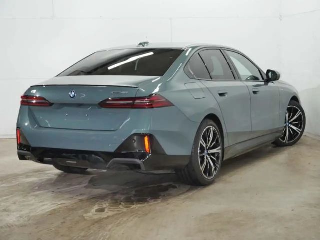 BMW i5 M-Sport Sedan xDrive