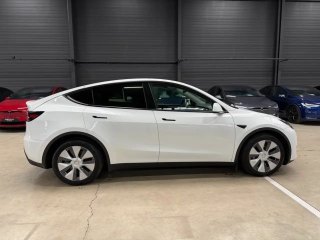 Tesla Model Y AWD Long Range