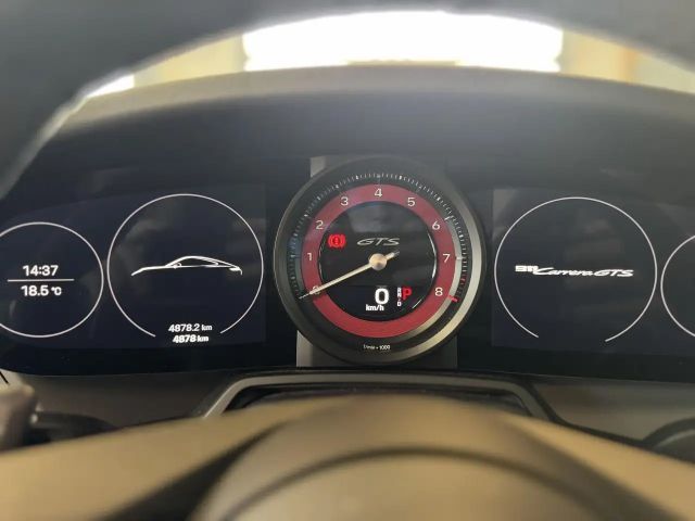 Porsche 992 Carrera Coupé GTS