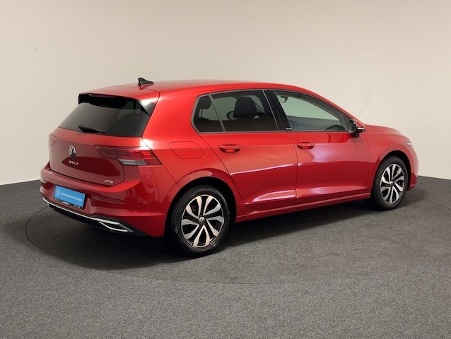 Volkswagen Golf 1.5 eTSI DSG Golf VIII