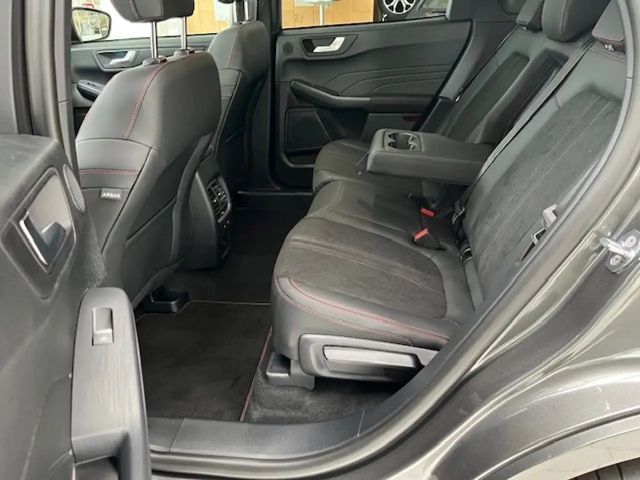 Ford Kuga Plug in Hybrid ST Line X