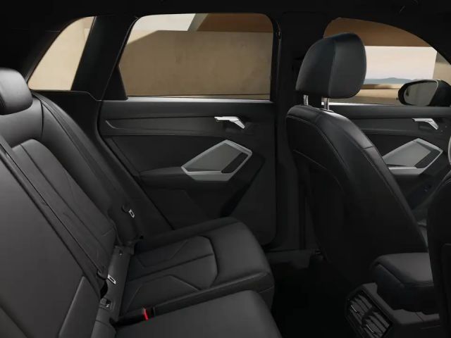 Audi Q3 35 TDI S-Line