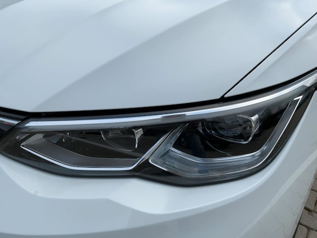 Volkswagen Golf 1.5 TSI Golf VIII