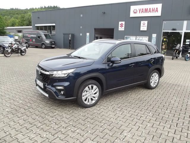 Suzuki S-Cross Hybrid