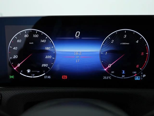 Mercedes-Benz A 220 A 220 d AMG Line