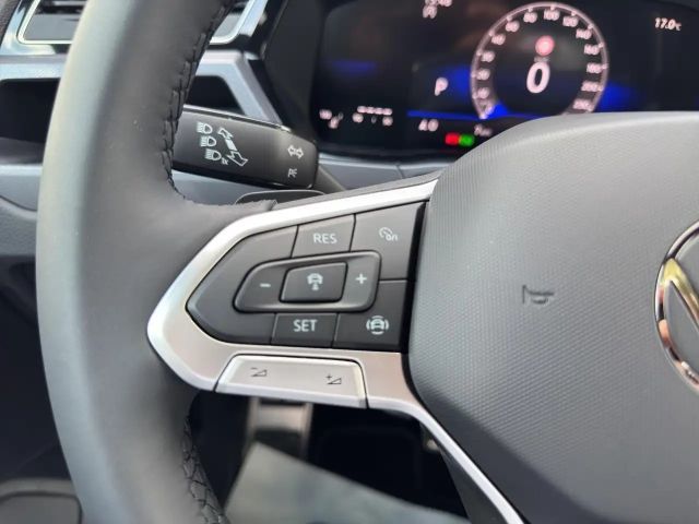 Volkswagen Touran 1.5 TSI DSG R-Line