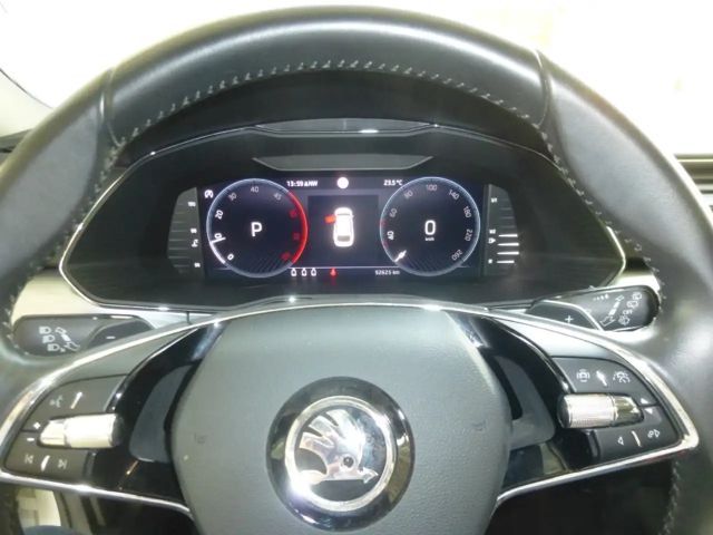 Skoda Superb 2.0 TDI Ambition Combi