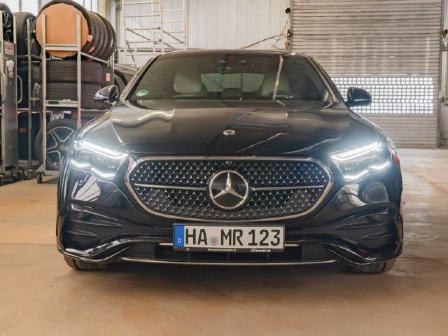 Mercedes-Benz E 220 AMG Line E 220 d Sedan