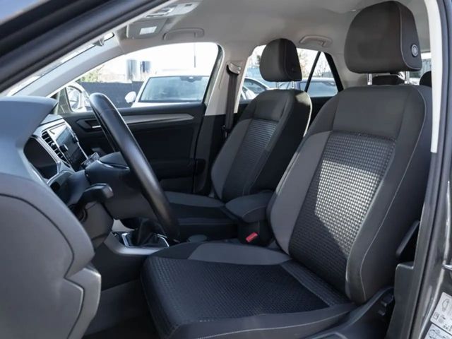 Volkswagen T-Roc Active TSI AHK NAV ACC el. Heckklap.