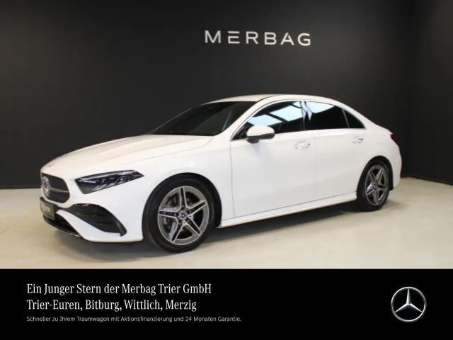 Mercedes-Benz A 200 AMG Line