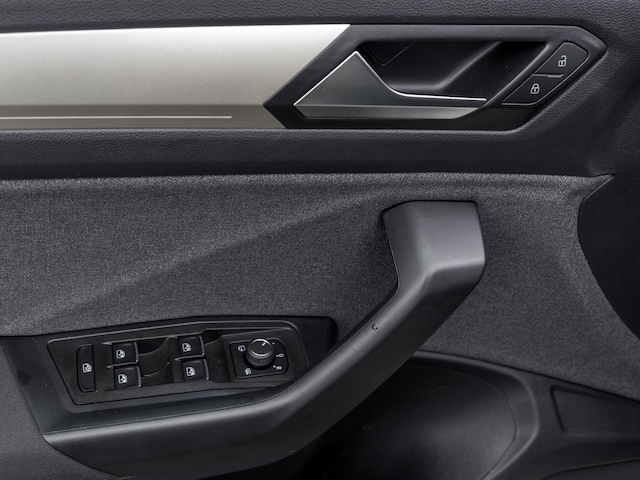 Volkswagen T-Roc 1.5 TSI DSG Move