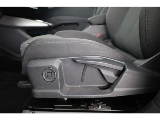 Audi Q4 e-tron 45 AHK/Wärmepump/NAV/el.Heckklappe/20''