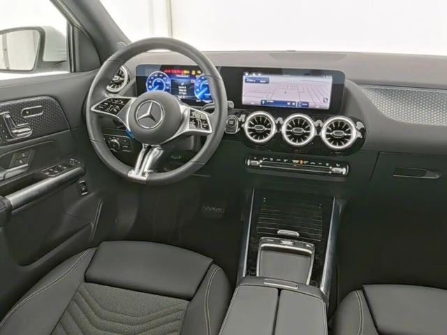 Mercedes-Benz EQA 300 4MATIC