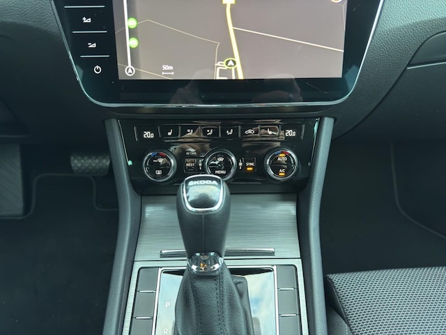 Skoda Superb 2.0 TDI Combi Style Style