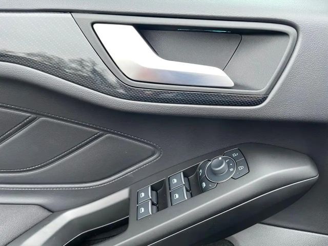 Ford Focus EcoBoost ST Line