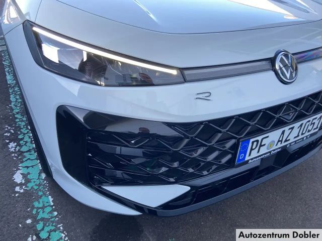 Volkswagen T-Roc 1.5 eTSI DSG R-Line