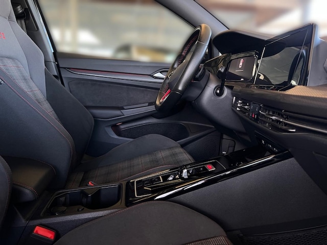 Volkswagen Golf 2.0 TSI Golf VIII