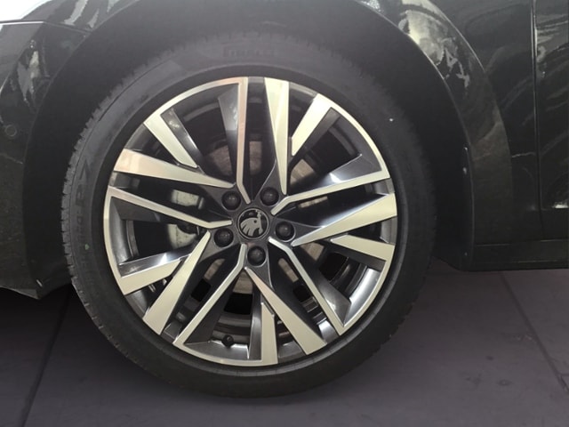 Skoda Octavia Combi Tour