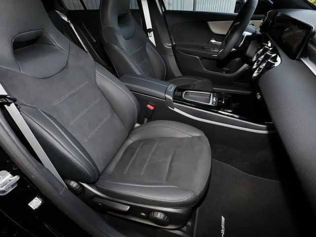 Mercedes-Benz A 200 AMG Line