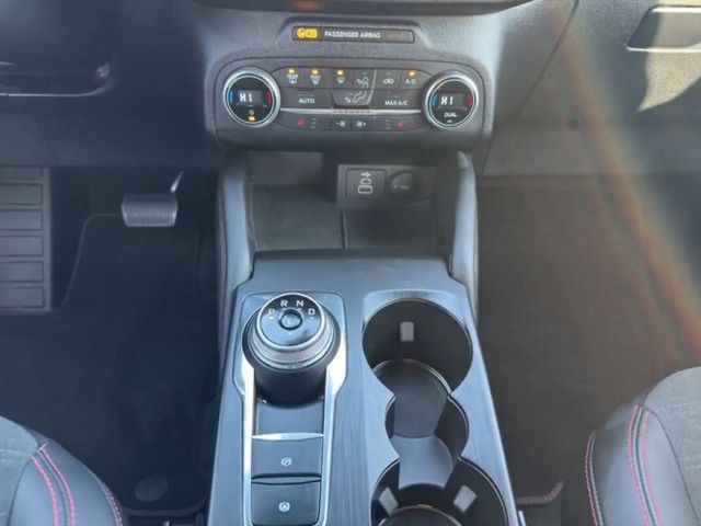 Ford Kuga Plug in Hybrid ST Line X