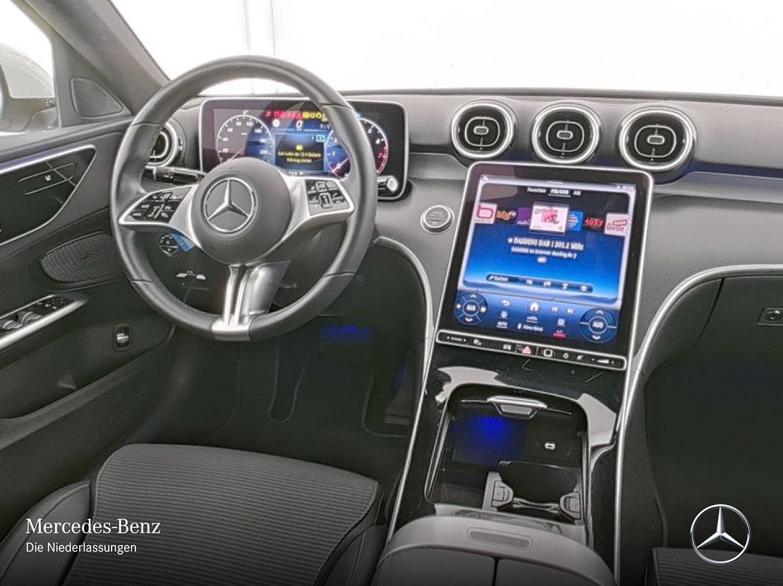 Mercedes-Benz C 180 Sedan