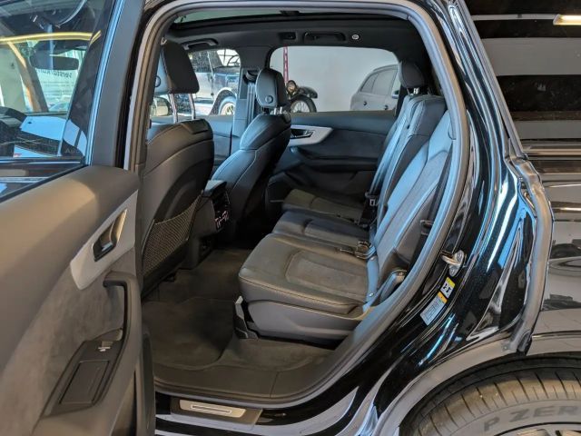 Audi Q7 Quattro S-Line