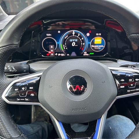 Volkswagen Golf Style