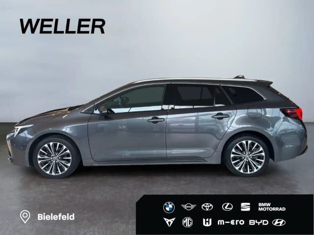 Toyota Corolla Hybride Team D