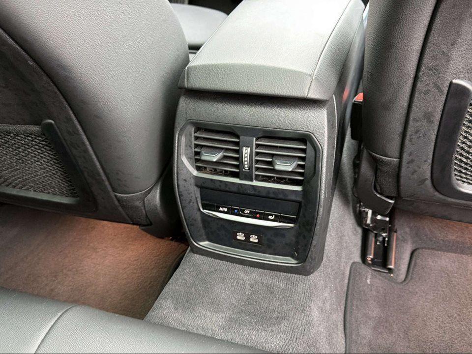 BMW 320 320e Touring