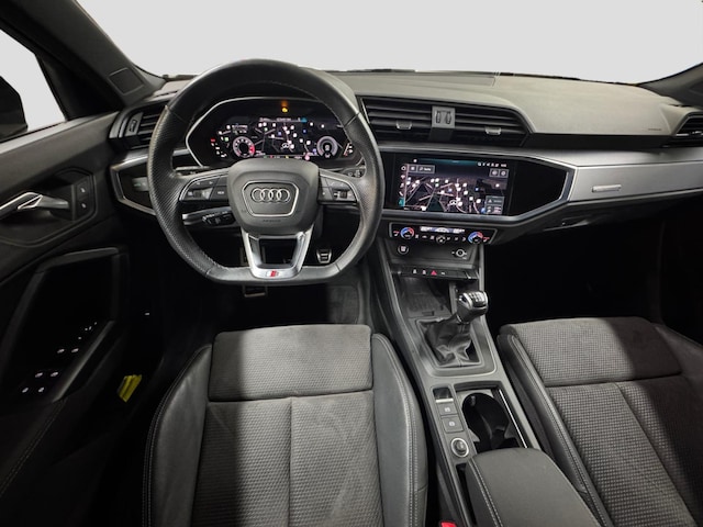 Audi Q3 35 TFSI S-Line