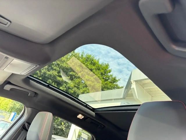 Ford Kuga Hybrid ST Line X