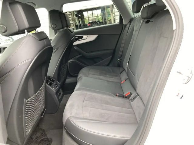 Audi A4 40 TDI Quattro S-Line