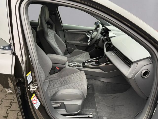 Audi RS3 S-Tronic Sedan Sportback