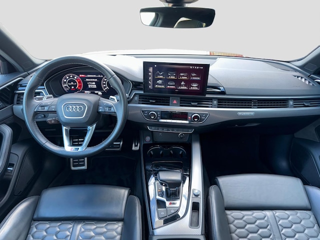 Audi RS4 Avant Quattro