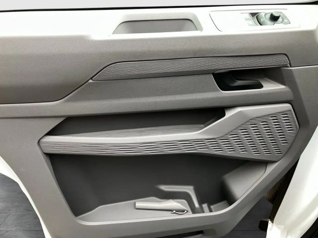 Volkswagen Transporter Lang T7