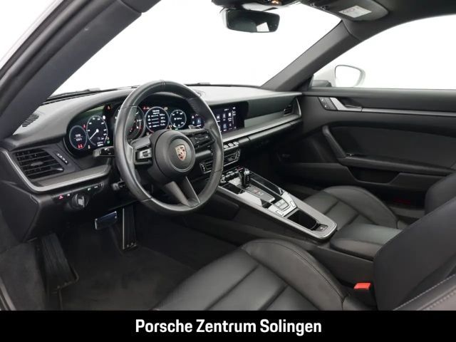 Porsche 992 Carrera Coupé