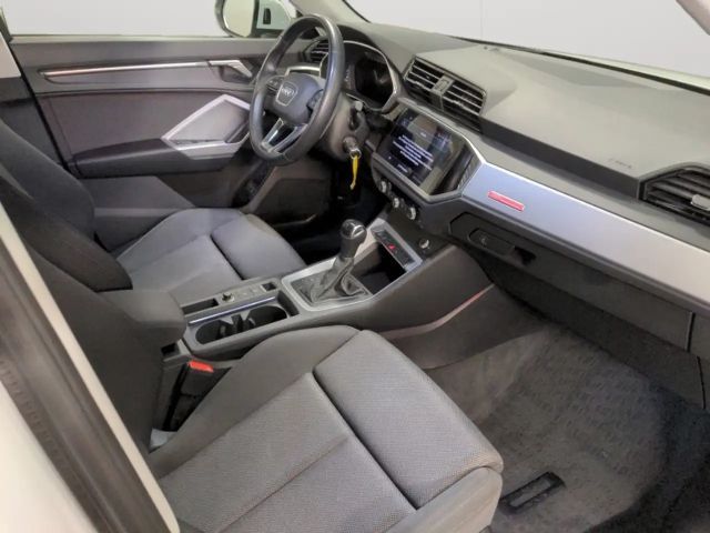 Audi Q3 S-Line S-Tronic