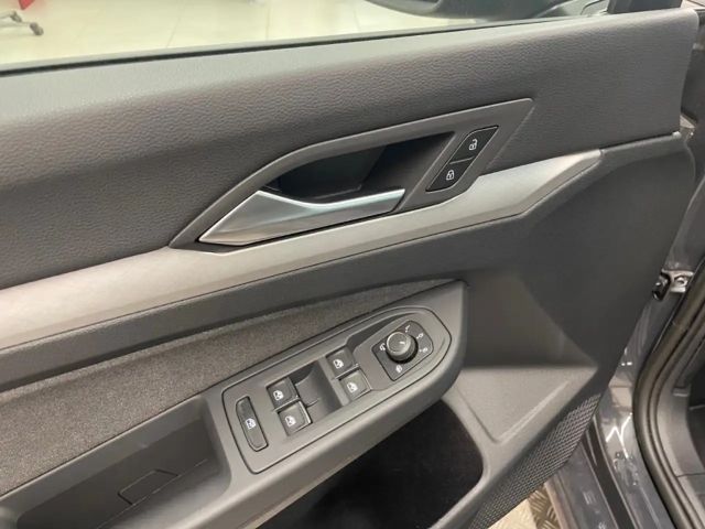 Volkswagen Golf 1.5 TSI Business Life Plus