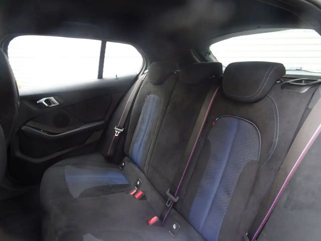 BMW 120 120d M-Sport Sedan xDrive