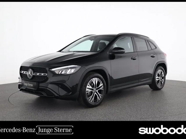 Mercedes-Benz GLA 180 Progressive