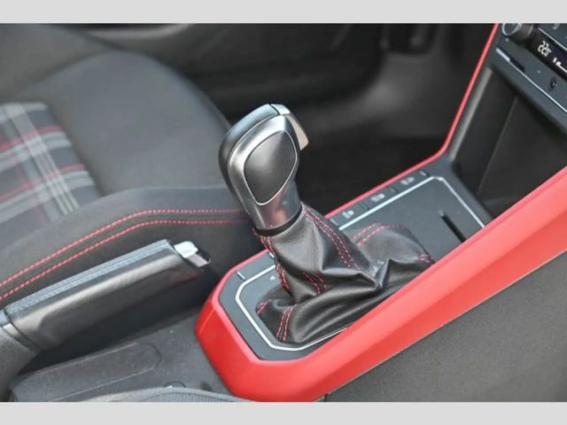 Volkswagen Polo 2.0 TSI DSG GTI