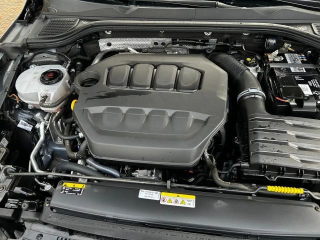 Volkswagen Golf 2.0 TSI DSG GTI