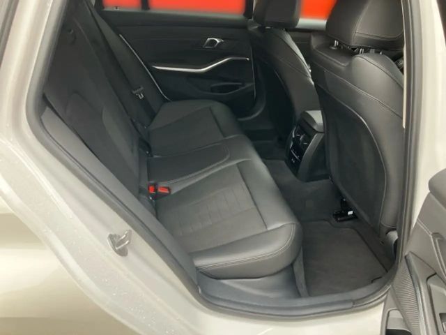 BMW 320 320d Touring xDrive