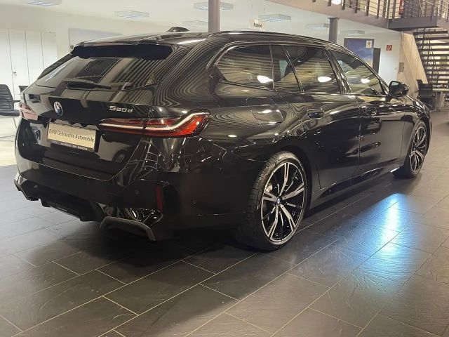 BMW 520 520d M-Sport Touring xDrive