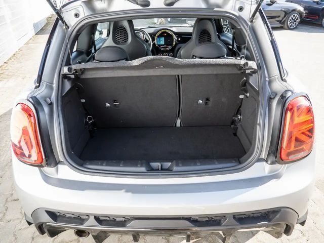 MINI Cooper John Cooper Works