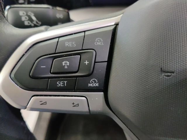 Volkswagen Golf 1.5 TSI Life