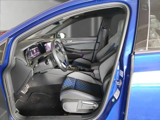 Volkswagen Golf 2.0 TSI DSG Golf VIII IQ.Drive